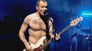 Red Hot Chili Peppers - Full Live at La Cigale 2006 [HD]